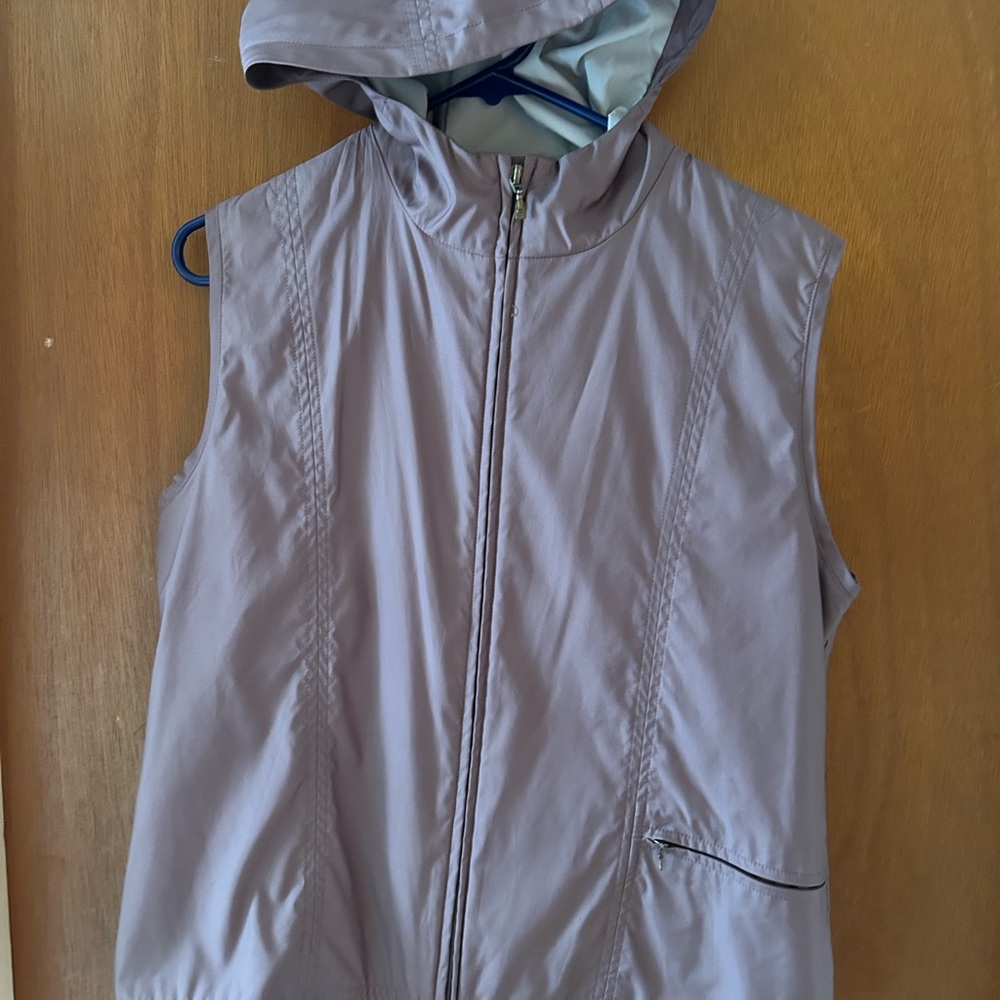 NIKE golf vest